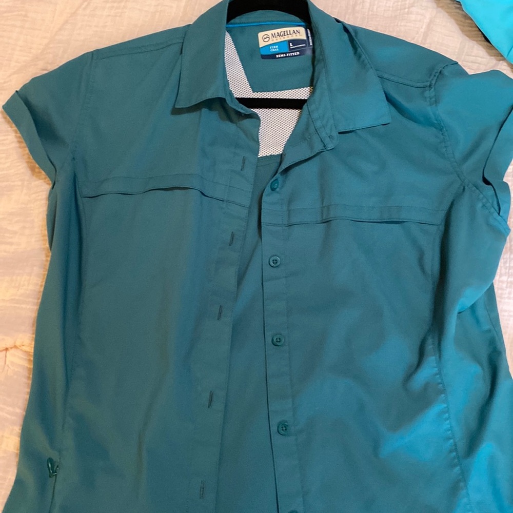 Teal Large Magellan Semi-Fitted Fish Gear Button Down Shirt, Cuffed Sleeves